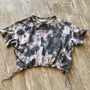 H&M Black and Cream T-Shirt